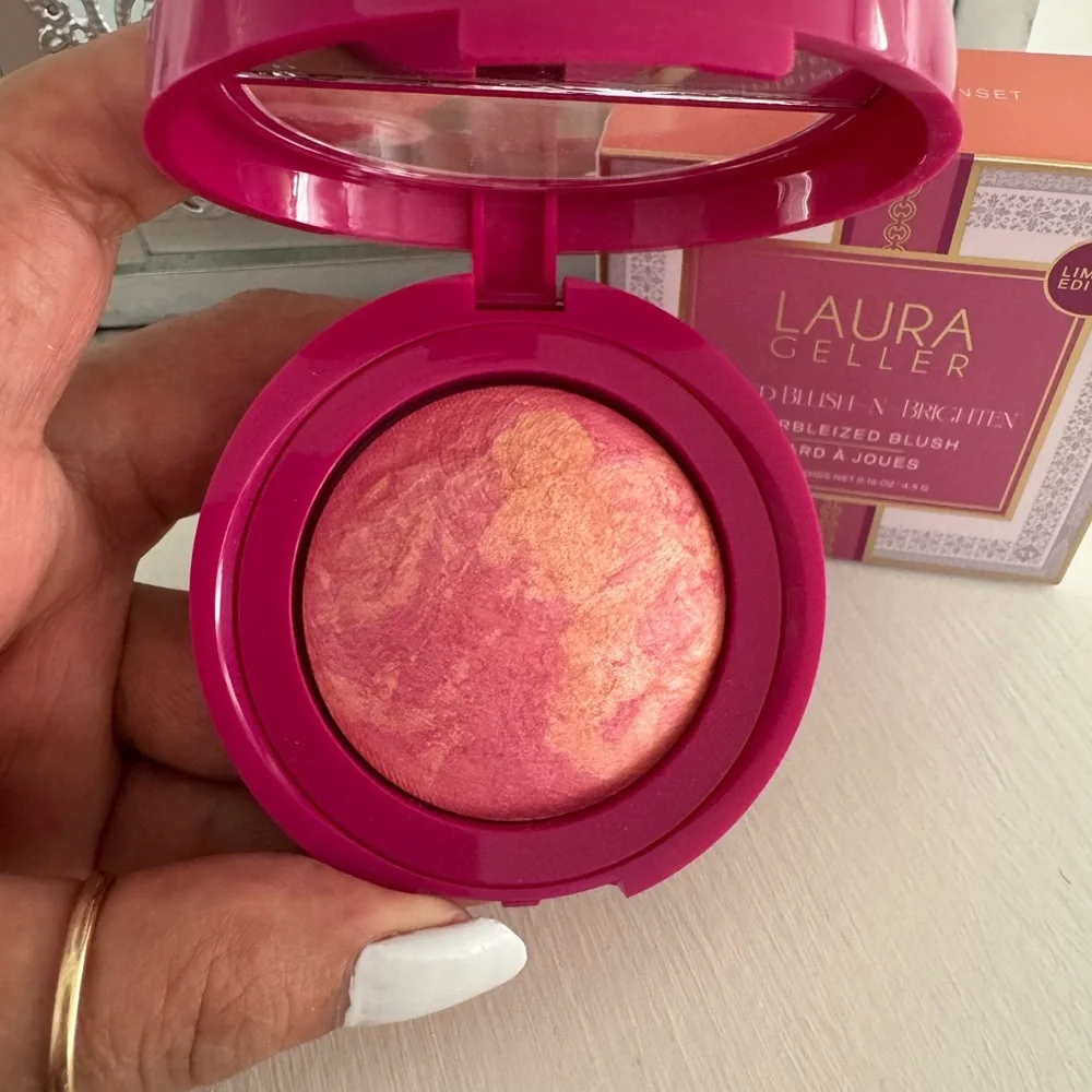 LAURA GELLER LIMITED EDITION MARBLEIZED BLUSH COLOR SKYLINE SUNSET